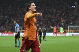 加拉塔萨雷队内外援人数超标,扎尼奥洛父亲:乌迪内斯已开出报价